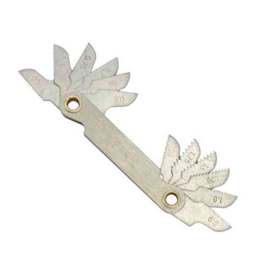 Набір плашок і мітчики 32 шт кейс металу. Мукачево