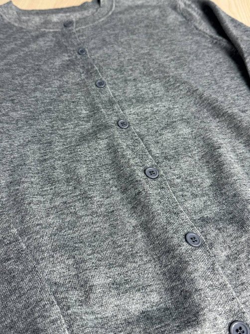 Кардиган женский A-N 82896-82897 однотонный на пуговицах универсальный, серый, one size Киев - изображение 8