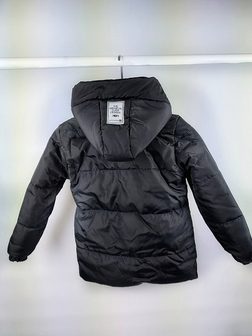 Демисезонная  черная куртка для девочки на 6,7 лет Николаев - изображение 4