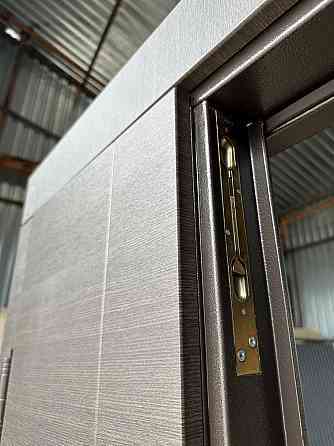 Двери уличные Redfort, модель Аризона, комплектация Стандарт плюс (2 контура) Киев