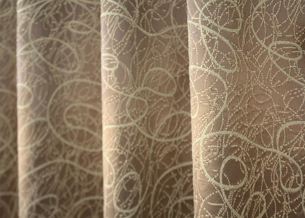 Комплект коротких штор VR-Textil Блэкаут-софт Жаклин № 671ш(А) Карамельный с бежевым 130х170 см 2шт (35-0315) Киев - изображение 5