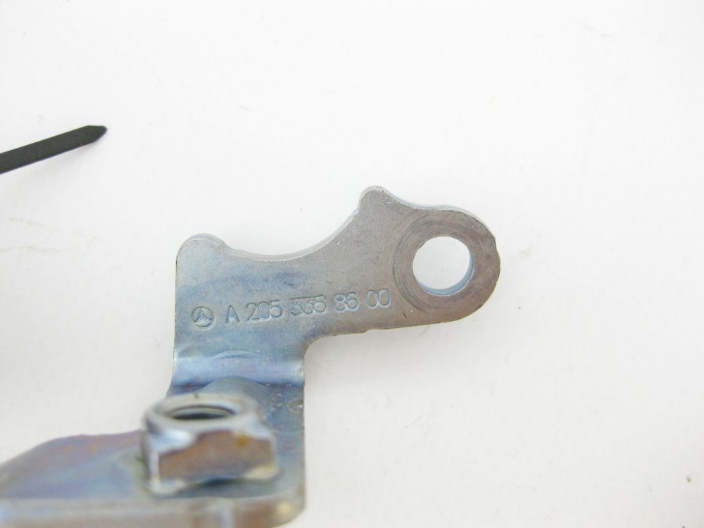 Mercedes-Benz  A2053358600 Кронштейн захисного екрана переднього редуктора GLC X253 E-Class W213 C238 C-Class W205 Одеса - фото 5