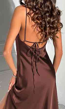Жіноча стильна елегантна сукня з розрізом дабл сатин Шоколад, 42/44 Одеса