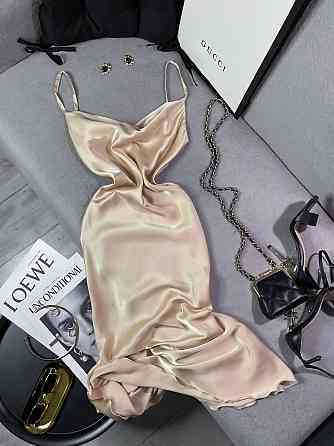 Жіноче романтичне елегантне плаття шовк Бежевий, 42/44 Одеса