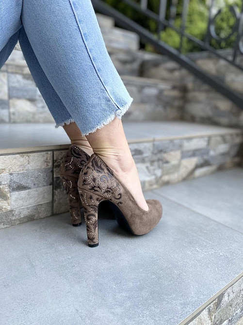Туфлі жіночі LENA MELIANI капучіно еко-замша каблук 11см (A116-A3281) Коломия - фото 9