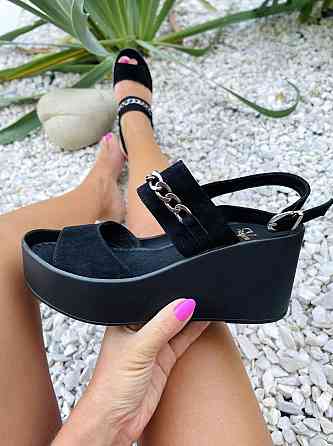 Vikttorio Босоніжки жіночі чорні літні VIKTTORIO Кароліна з натуральної замші/Бісоніжки на плат Коломыя