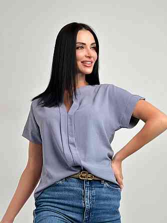 Однотонная летняя блуза 