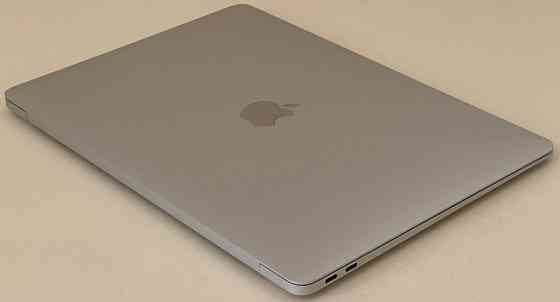 Ноутбук: MacBook Air (2018) 8/256Gb. i5 Retina. Киев