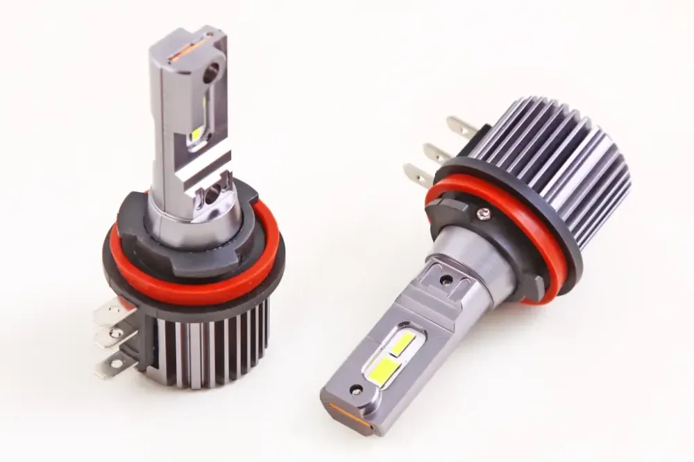 Лампа диодная  H15 12-24В  7000лм/6000К/30Вт/CSP3570+1860 Cyclone с кулером 1 штука Винница - изображение 1