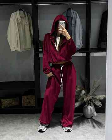 Жіночий стильний повсякденний велюровий костюм Одеса