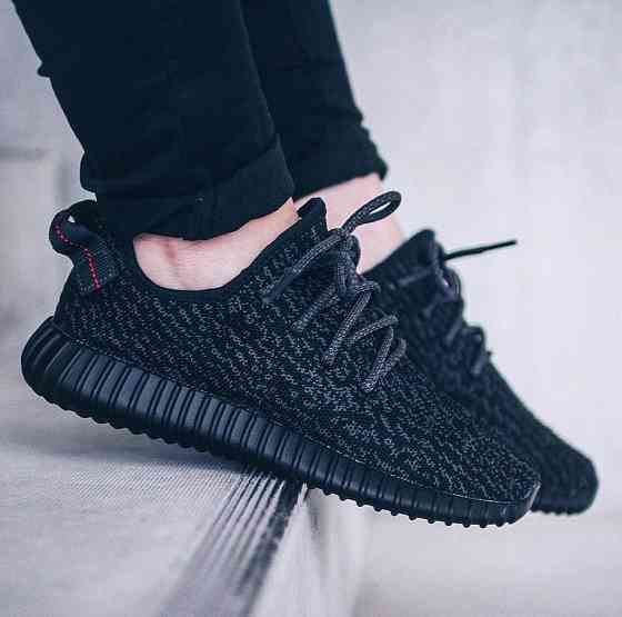 Кросівки Adidas Чорні Адідас Жіночі Ізі Буст (розміри: 36,37,39) Відео Огляд Дніпро