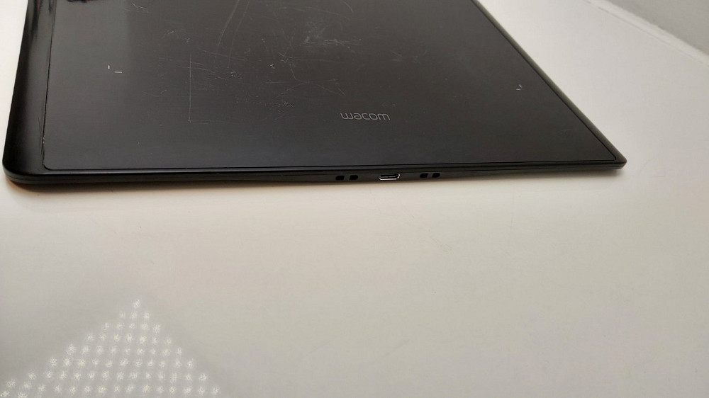 Графічний планшет Wacom PTH-860 без пера (товар вживаний) Луцьк - фото 3