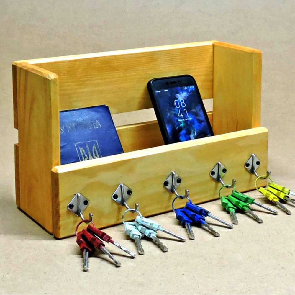 Ключница деревянная 