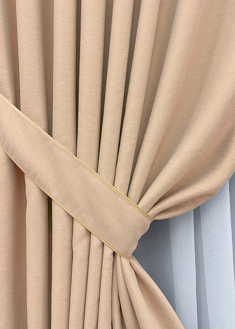 Комплект готовых штор VR-Textil Блэкаут двусторонний Eclipsе № 1816ш Бежевый 150х270 см 2 шт (33-0797) Киев - изображение 5