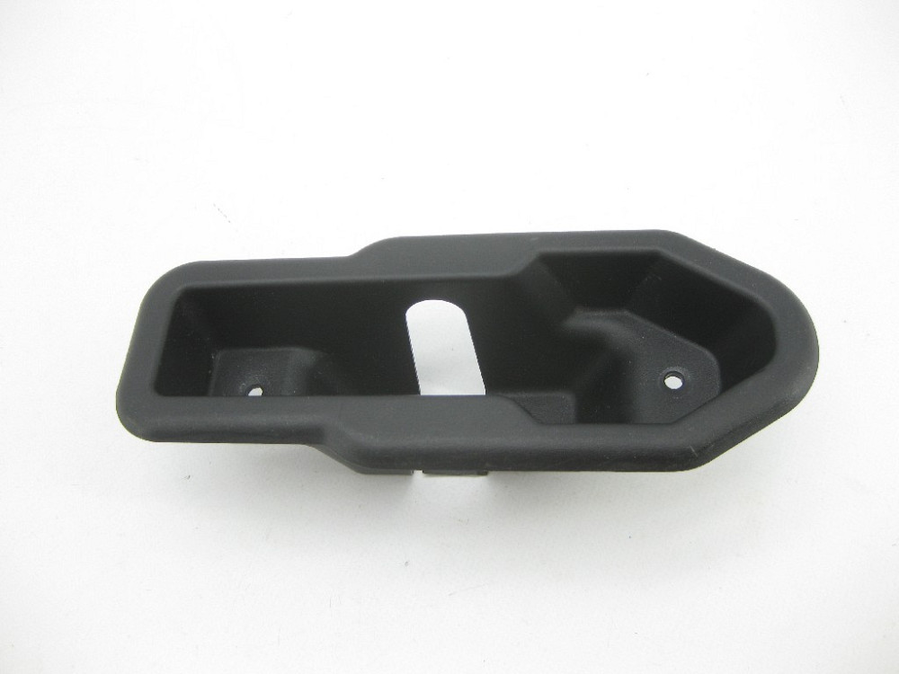 Mercedes-Benz  A1669242737 9051 Накладка петлі замка заднього сидіння зовнішня чорна GL/GLS X166 Одеса - фото 4