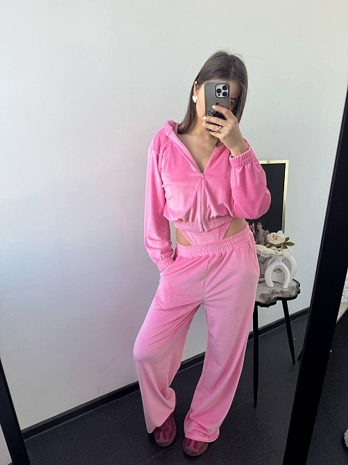 Женский стильный привлекательный велюровый костюм Барби, 44/46 Одесса - изображение 5