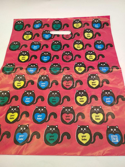 Пакет с прорезной ручкой (40*50)