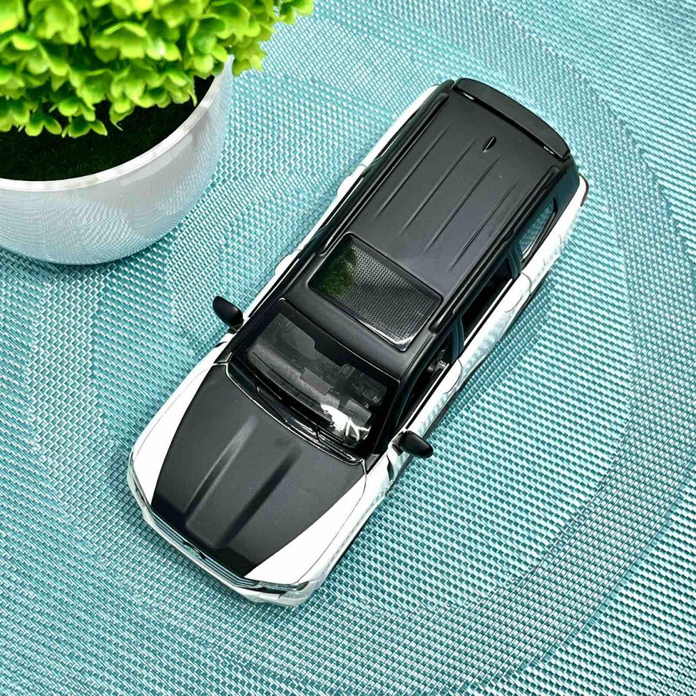 Машина Автосвіт Toyota Land Cruiser 300 інерційна масштаб 1:32 відчиняються двері капот багажник 15 см Біла (AP-2088) Чернігів - фото 7
