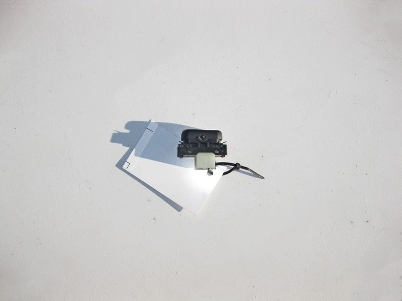 Mercedes-Benz  A2108213551 Кнопка ESP E-Class W210 Одесса - изображение 2