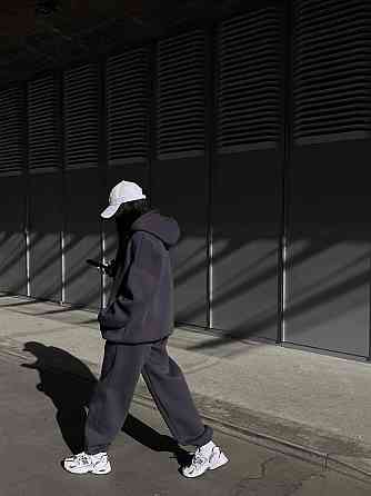 Женский теплый повседневный спортивный костюм. Графит, 46/48 Одесса