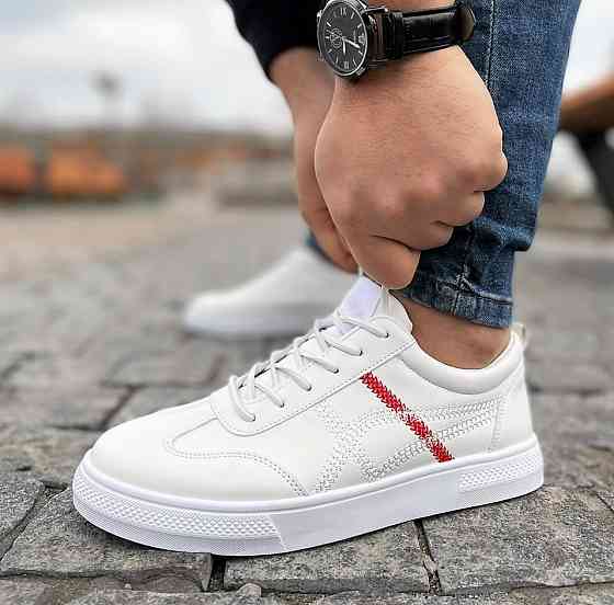 Кросівки Чоловічі Білі Шкіряні (розміри: 40,41,42) — 215-4 Дніпро