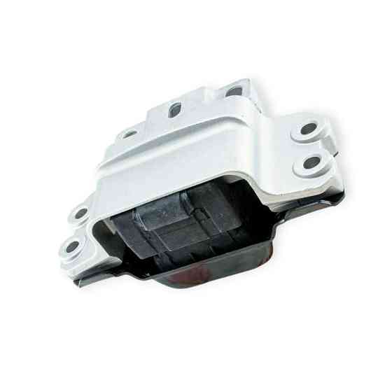 Подушка двигателя автомобиль Фольцваген Caddy 1.4, 1,6, 1,9DTI, 2.0SDI (04-15) передняя левая L Мукачево