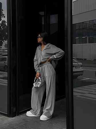 Женский прогулочный костюм двойка: кофта и штаны из плюшевого велюра Серый, 46/48 Одесса