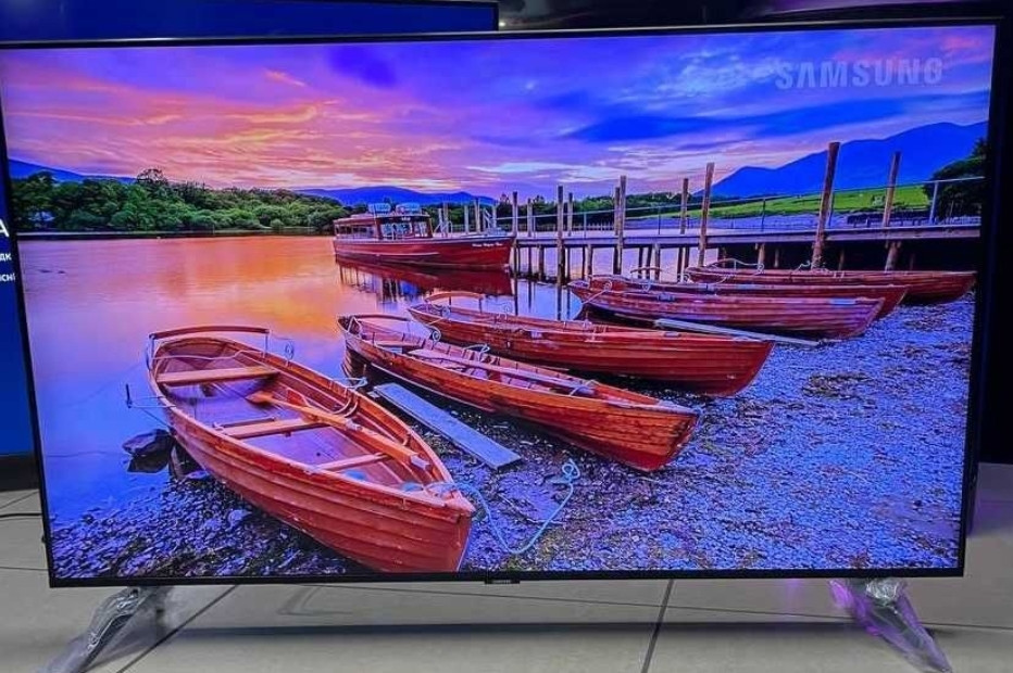 Телевизор Безрамный: 75