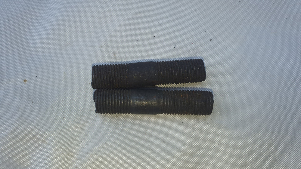 Шпилька М12х1.25. Довжина — 54 мм. СССР. Харків - фото 1