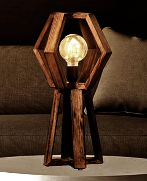 Светильник настольный 