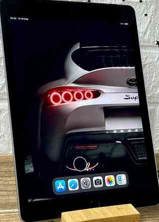 Планшет Apple iPad 5 128 ГБ. Харків