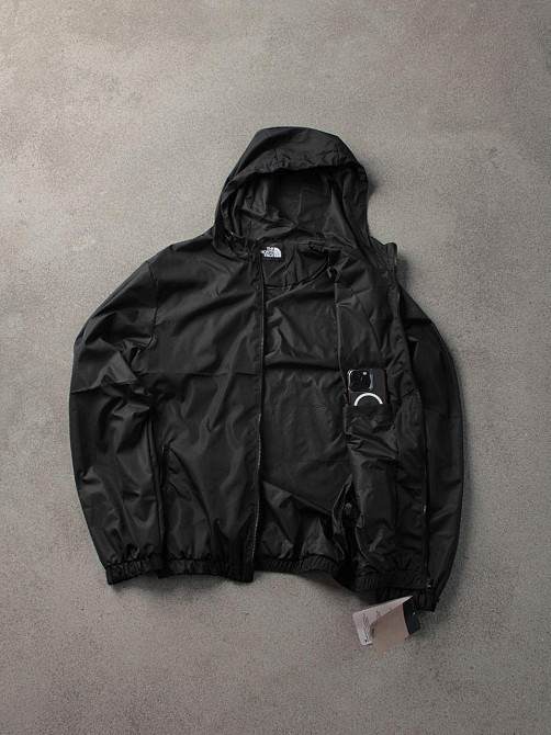 Чоловіча чорна літня куртка The North Face , легка вітровка корного кольору з капюшоном Львів - фото 5