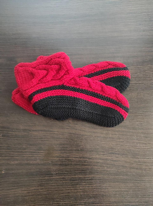 Домашні кімнатні капці-шкарпетки ручної роботи топ Крохатушка одяг Київ - фото 4