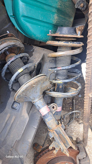 Продається пара передніх стійок у зборі на Hyundai Tucson 2004-2012 року Київ - фото 3