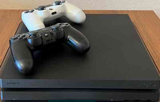Приставка Sony PlayStation 4 Pro 1 TB Два джойстики. Харків