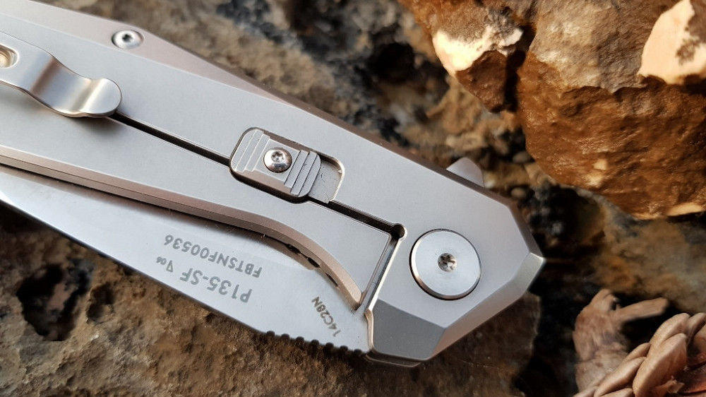 Ніж складаний туристичний Ruike P135-SF, (9.2 см) 14C28N / steel 420 сірий Київ - фото 6