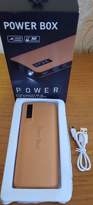 Пауербанк з дісплеєм і ліхтариком, новий. Київ - фото 3
