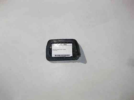 Mercedes-Benz  A1232910082 Гумова накладка педалі гальма CLS C219 E-class W211 ML W164 R-class short W251 C-Class W205 GLC X253 C-class W203 CLK Coupe Одеса