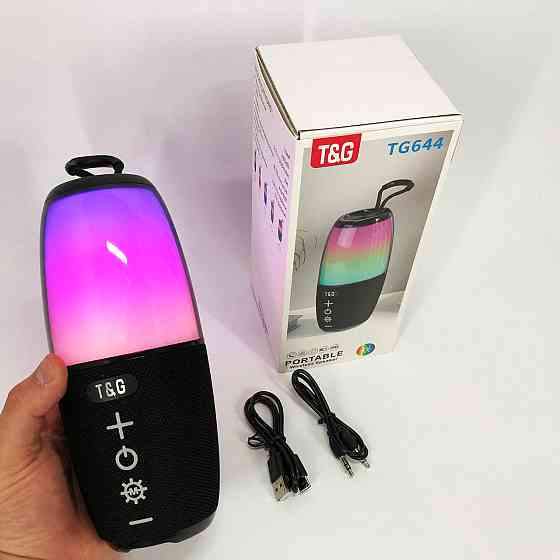 Портативная bluetooth колонка музыкальная, Bluetooth колонка с USB и AUX входом Блютуз с радио GW-87 Львов
