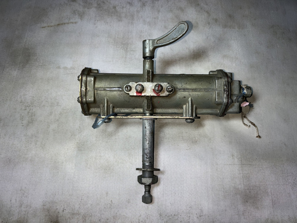 Склоочисник КрАЗ СЛ-19В. Харків - фото 1