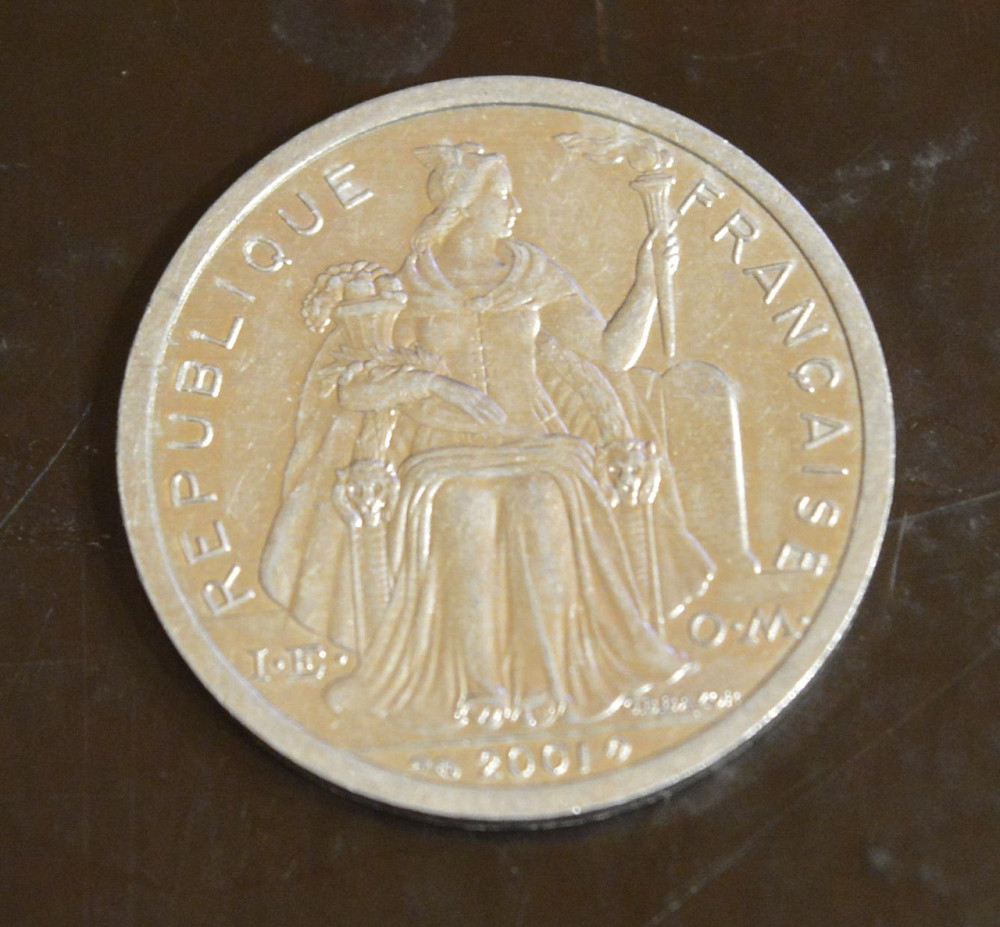 Французская Полинезия 2 франка 2001 год (БВ) Полтава - изображение 1