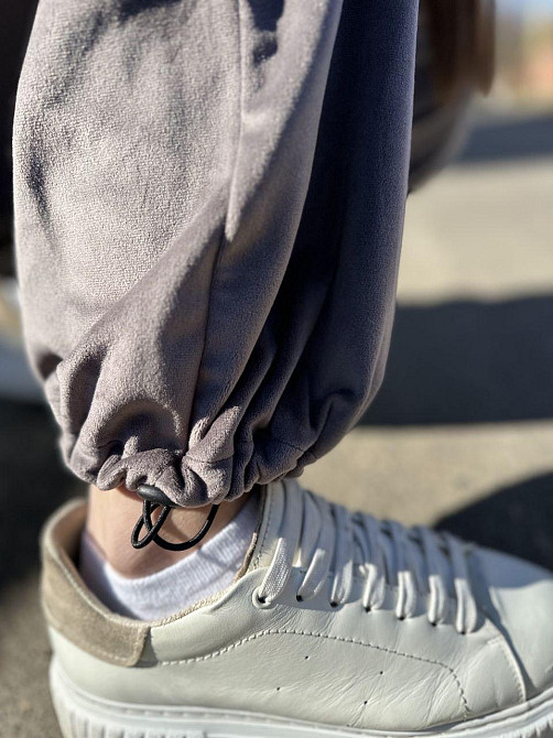 Жіночий повсякденний стильний велюровий костюм-двійка Сірий, 50/52 Одеса - фото 2