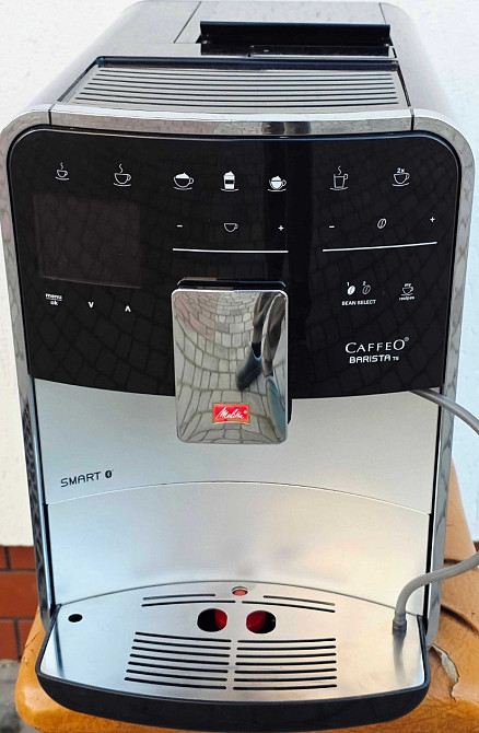 Кавоварка кавомашина Melitta Caffeo Barista TS Smart F85/0-101 Харків - фото 5