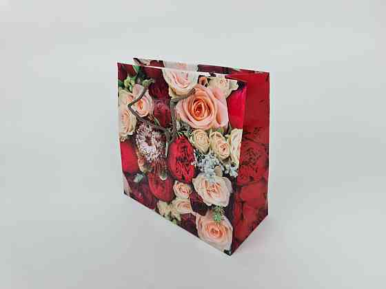 Пакет бумажный подарочный квадратный 23*24*10(артKV-225) (12 шт) Харьков