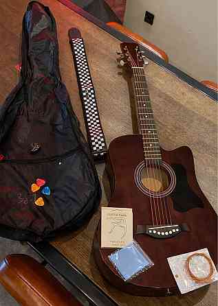 Гітара акустична нова срочно !!  Шикарна акустична гітара шоколадного кольору з вирізом. Харків