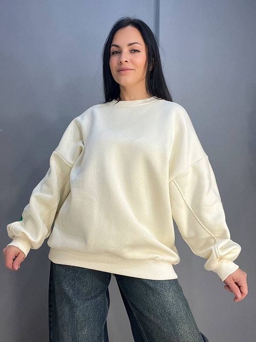 Свитшот женский DAVRAS 8174 оверсайз удлиненная надпись на спине CHICAGO утепленный на флисе one size молочный, молочний, one size Киев - изображение 1