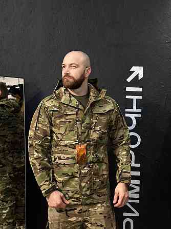 Тактична військова куртка чоловіча з капюшоном кишенями блискавкою вентиляцією і вологозахистом Львів