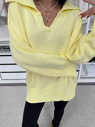 Стильный женский удлиненный свитер оversize с воротником поло Одесса