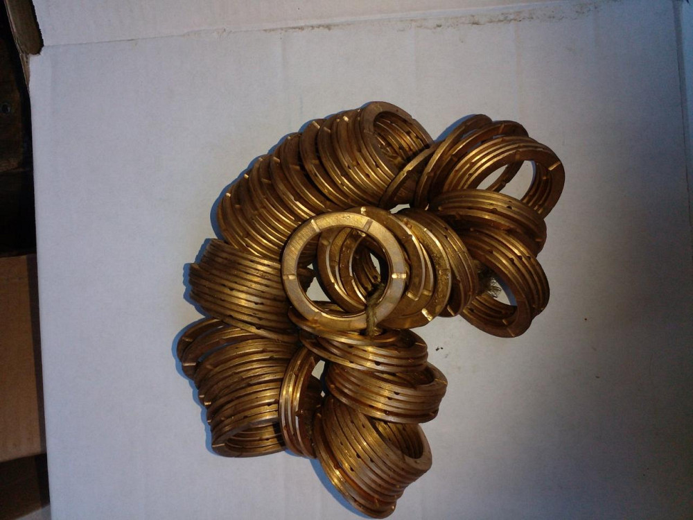 Шайба втулки распредвала упорная ЯАЗ. 201-1006035. Харьков - изображение 1