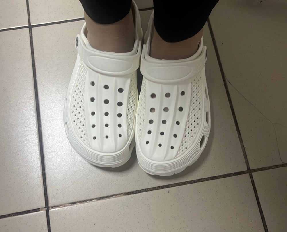 Женские белые кроксы лёгкие эластичные анти скользящие ТМ медецинские Одесса - изображение 16